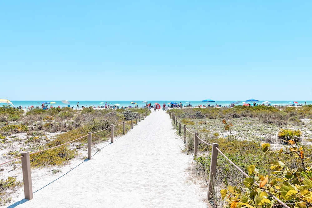 Bowmans Beach Sanibel Island Crowds watching the shore